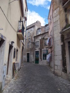 Gasse in der Alfama